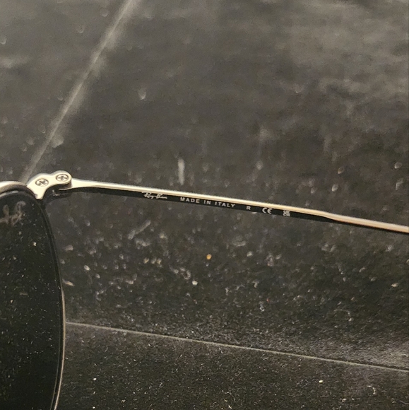 Ray-Bans Subglasses - Picture 3 of 4